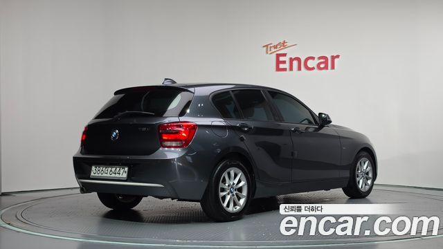 BMW 1-Series 2014 — photo 2