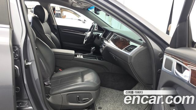 Hyundai Genesis 2016 — photo 11