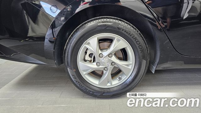 Hyundai AVANTE 2023 — photo 5