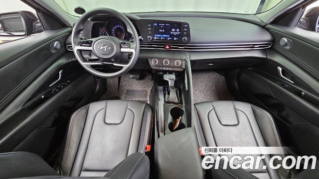 Hyundai AVANTE 2023 — photo 10