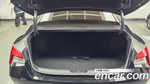 Hyundai AVANTE 2023 — photo 23