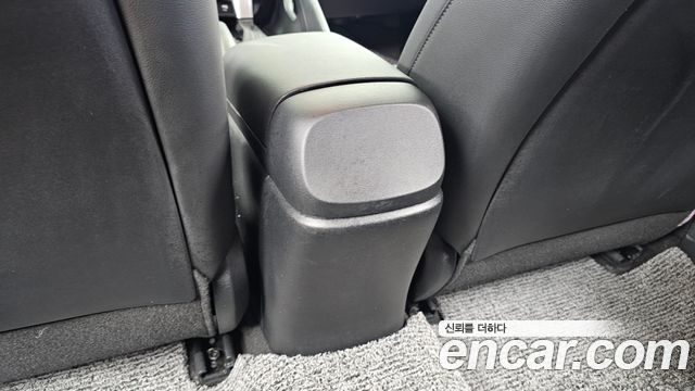 Hyundai AVANTE 2023 — photo 31