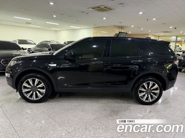 Land Rover Discovery Sport 2018 — photo 3