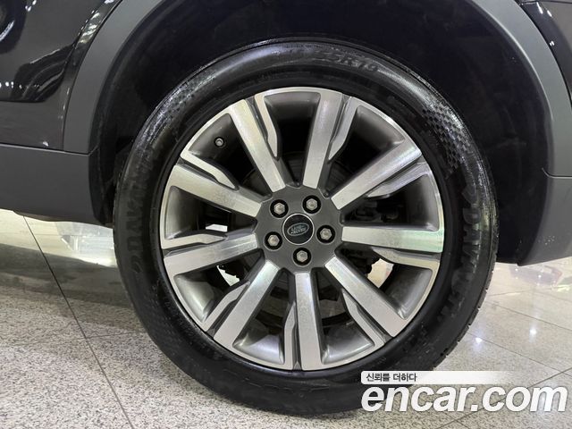 Land Rover Discovery Sport 2018 — photo 20
