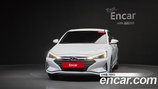 Hyundai AVANTE 2019 — photo 3