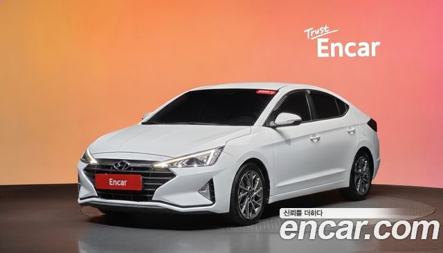 Hyundai AVANTE 2019 — photo 1