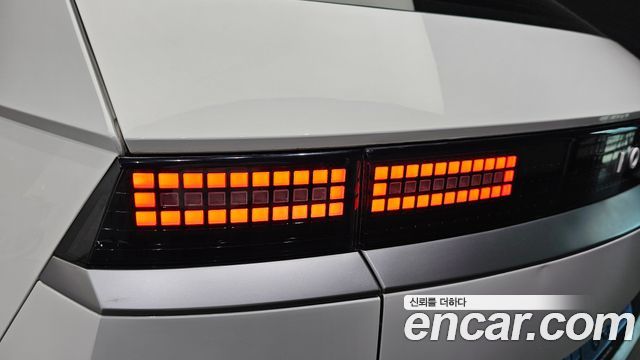 Hyundai Ioniq5 2023 — photo 9