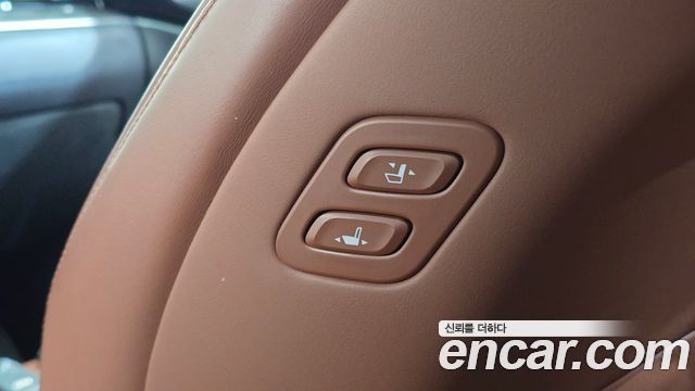 Kia K9 2019 — photo 24