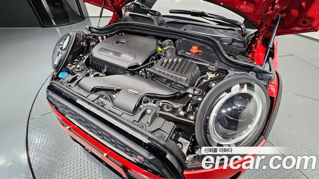 Mini Cooper Convertible 2023 — photo 6