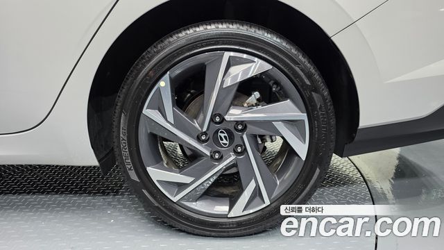Hyundai AVANTE 2026 — photo 7