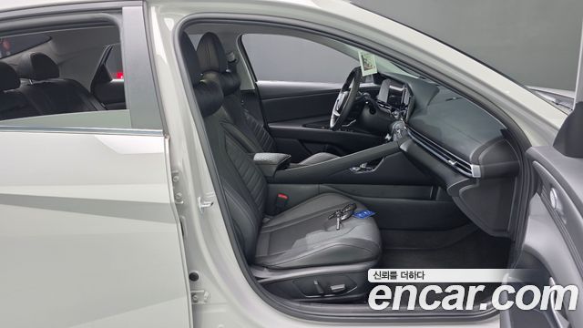 Hyundai AVANTE 2026 — photo 16