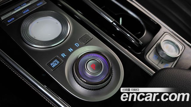 Genesis GV80 2020 — photo 12