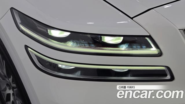 Genesis GV80 2020 — photo 8