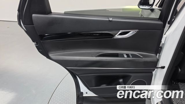 Genesis GV80 2020 — photo 15
