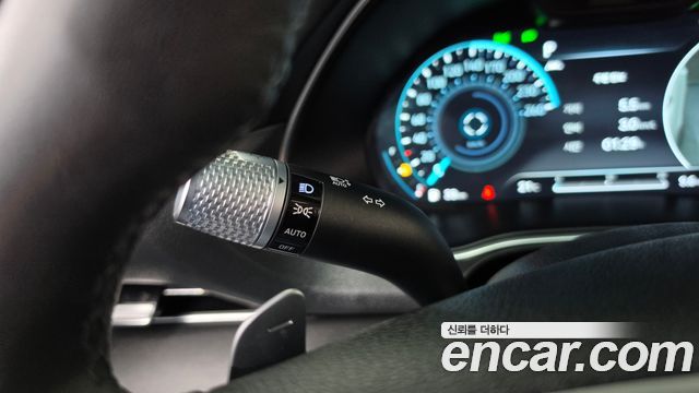 Genesis GV80 2020 — photo 30