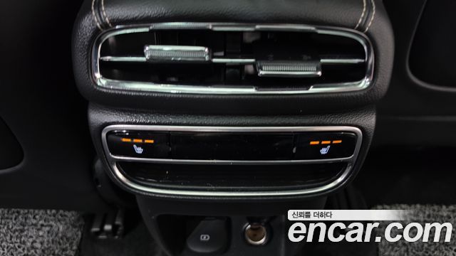 Genesis GV80 2020 — photo 33
