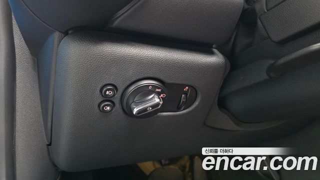 Mini Cooper 2015 — photo 19