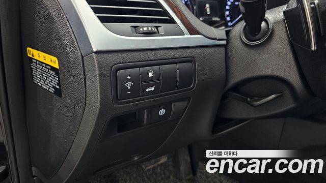 Hyundai Genesis 2016 — photo 23