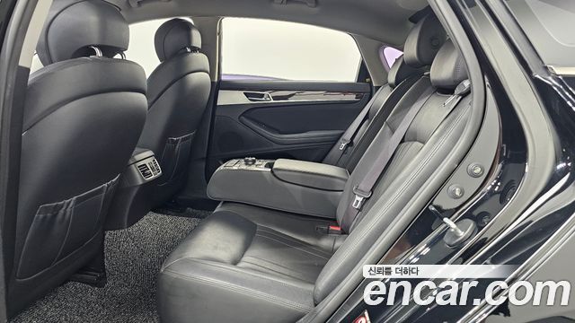 Hyundai Genesis 2016 — photo 16