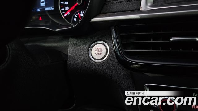 Kia K5 2019 — photo 24