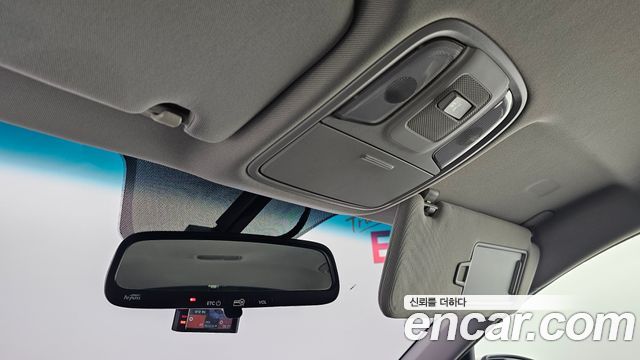 Kia K5 2019 — photo 26