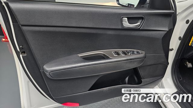 Kia K5 2019 — photo 14