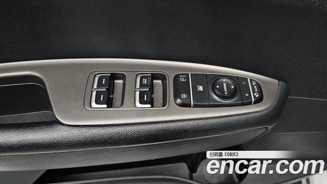Kia K5 2019 — photo 27