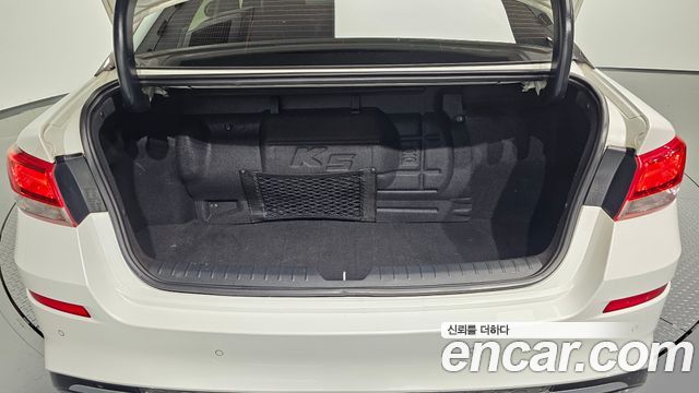 Kia K5 2019 — photo 29