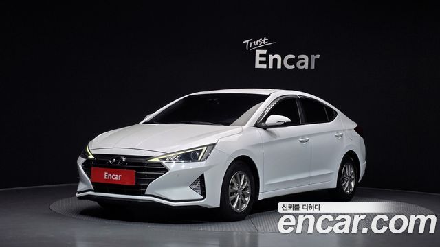 Hyundai AVANTE 2019 — photo 1