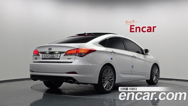 Hyundai i40 2012 — photo 2