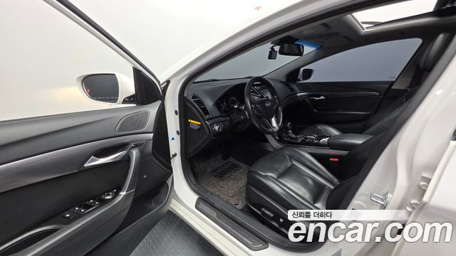 Hyundai i40 2012 — photo 13