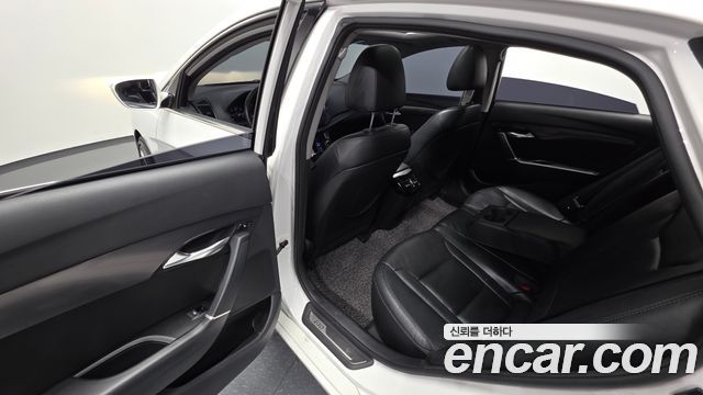Hyundai i40 2012 — photo 18