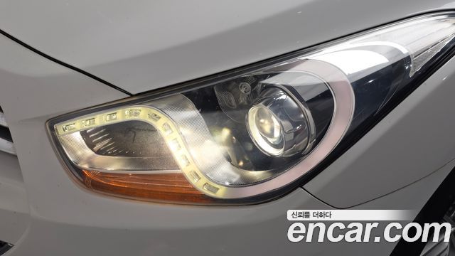 Hyundai i40 2012 — photo 8