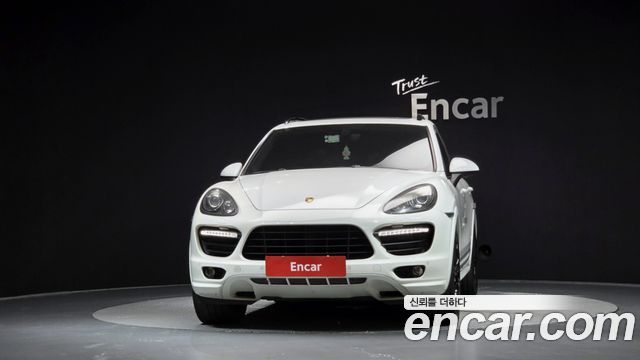 Porsche Cayenne 2013 — photo 3