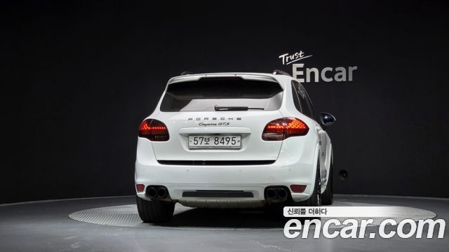 Porsche Cayenne 2013 — photo 4