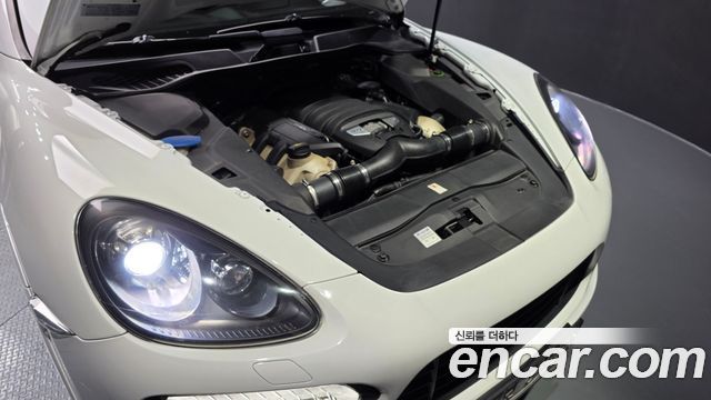 Porsche Cayenne 2013 — photo 6