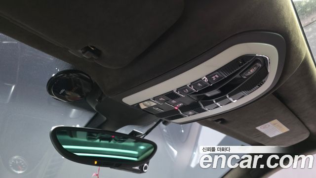 Porsche Cayenne 2013 — photo 17