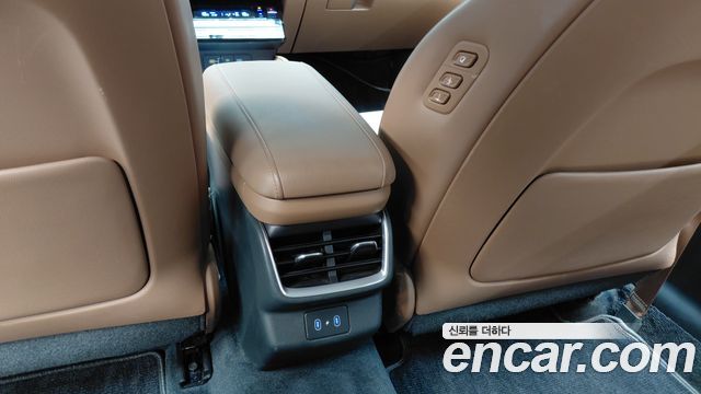 Hyundai Grandeur 2023 — photo 28