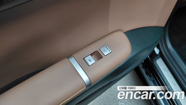 Hyundai Grandeur 2023 — photo 29