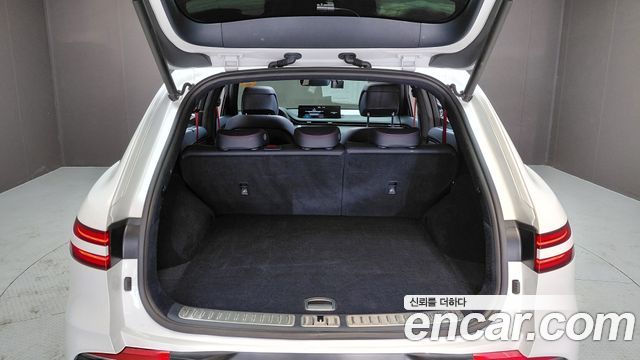 Genesis GV70 2021 — photo 25