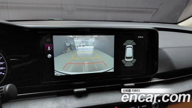 Kia Canival 2023 — photo 21