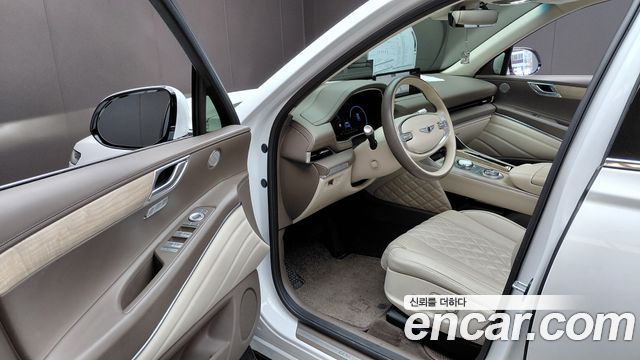 Genesis GV80 2023 — photo 13