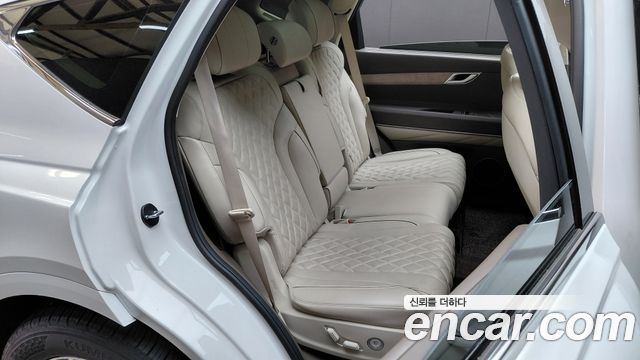 Genesis GV80 2023 — photo 17