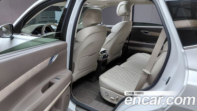 Genesis GV80 2023 — photo 18