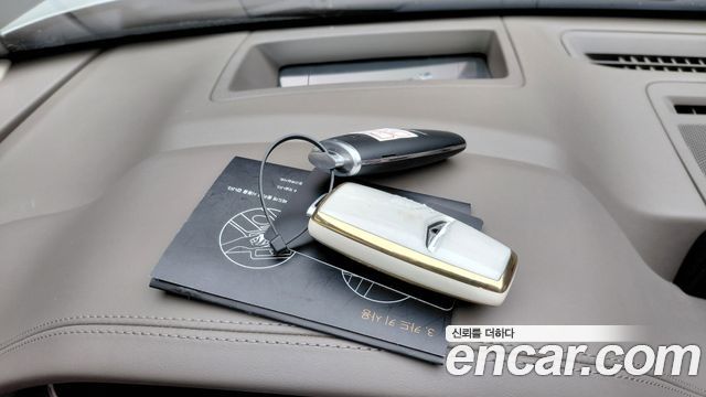 Genesis GV80 2023 — photo 22