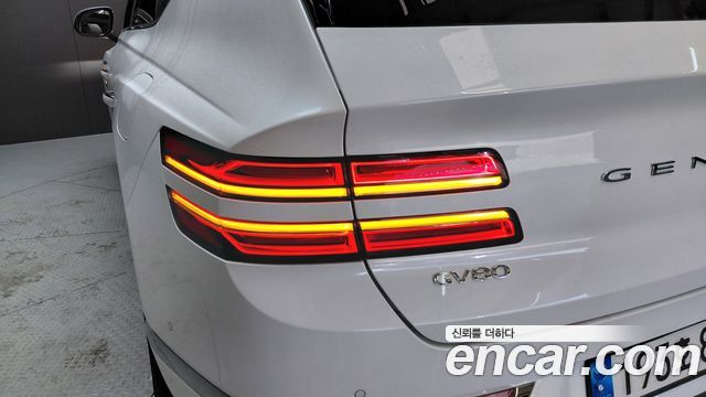 Genesis GV80 2023 — photo 9