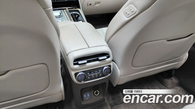 Genesis GV80 2023 — photo 30