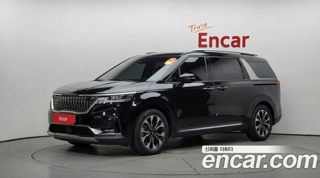 Kia Canival 2022 — photo 1