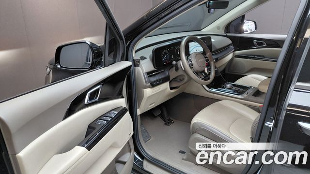 Kia Canival 2022 — photo 13