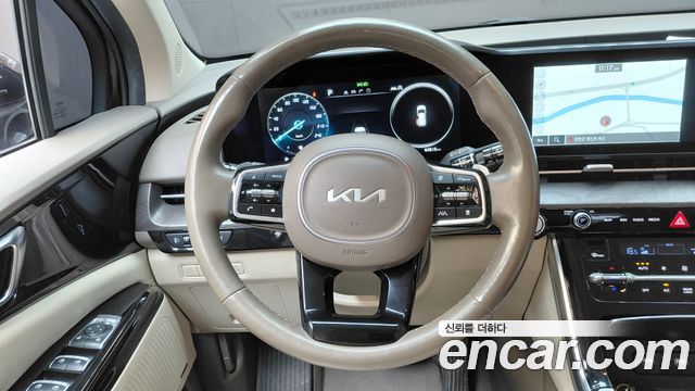 Kia Canival 2022 — photo 19
